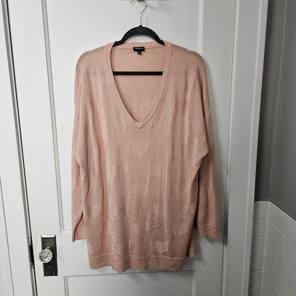 Torrid V-neck Heart Sweater Size 3 In Great Condition